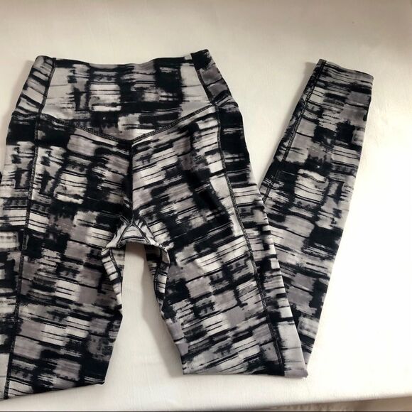 XS NIKE cpmpression, dry fit running thigh… - Picture 1 of 5